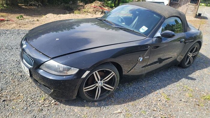z4 2.0 parts or repair