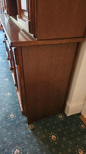 solid hardwood sideboard / cabinet
