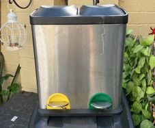 Kitchen bin