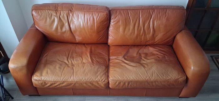 Leather couch / sofa