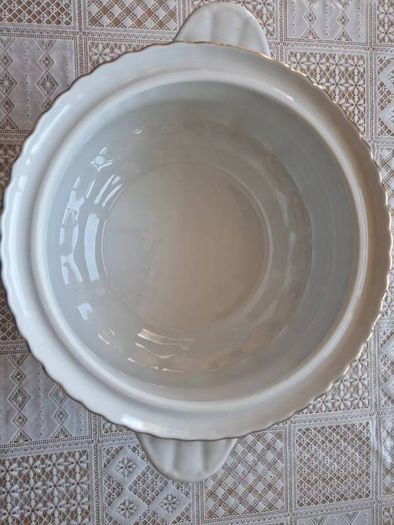 vintage ceramic soup serving vase