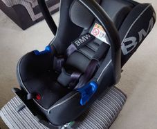 Infant Car Seat with Isofix Base