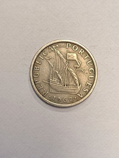 Portugal 5 escudos coin
