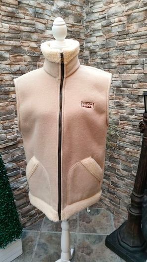 Country Flair winter gilet Size small but would fit medium Like new perfect condition Extremely warm, perfect for the winter