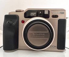 Fujifilm GA645Zi Professional Medium Format Camera Only 600 Exposures Complete Kit