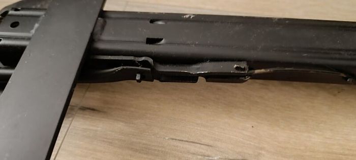 Toyota MR2 Roadster /MRS ZZW30 lower seat rail