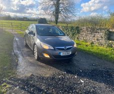 Opel Astra 2011