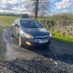 Opel Astra 2011