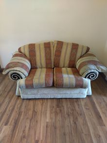 Free couch / Sofa