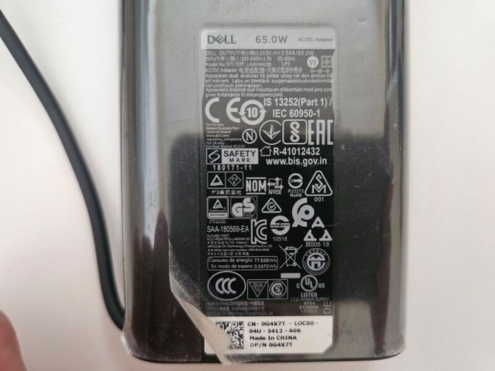 Genuine Dell 65W Laptop Charger / Power Adapter (LA65NM130)