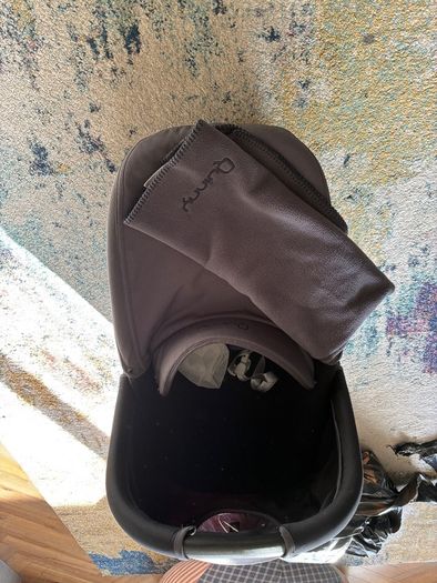 Quinny Seat and Basinet free to take