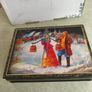 Vintage 1991 Fedoskino Russian Lacquer Box Peasant Lovers Scene. Image 8