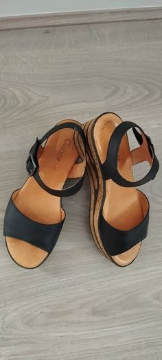 Gabor Black Wedge Sandals, size 5