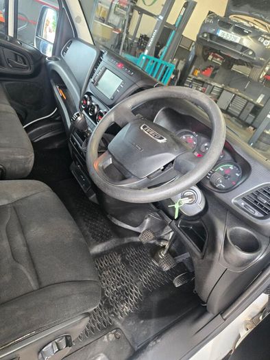 Iveco Daily 2015 Luton /Tail lift ( LOW MILEAGE)