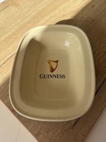 Official Guinness Ceramic Pie Dish Classic Gold Harp 2021 Edition