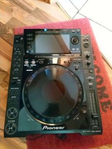 Pioneer CDJ-2000