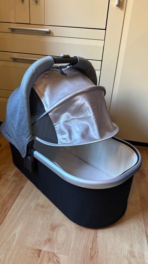 Uppababy Bassinet / Carrycot