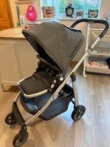 Uppababy Cruz V1 good condition