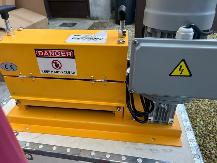 1.5-40MM Wire Stripping Machine 370W Wire Stripper Machine with 10 Blades  Electric Cable Stripper Machine 220v