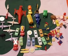 Nice small plastic collection,vintage
