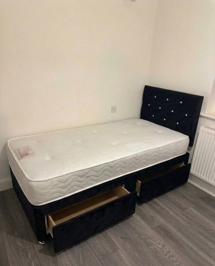 Single beds Having Headboard