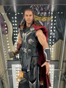 Hot Toys Thor Age of Ultron 1/6 scale figure