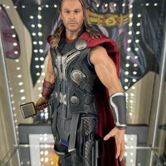 Hot Toys Thor Age of Ultron 1/6 scale figure
