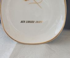 Aer lingus ,arklow ashtray change tray ,hard to come by ,collectors item, arklow ,condition good, sold as seen.
