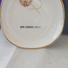 Aer lingus ,arklow ashtray change tray ,hard to come by ,collectors item, arklow ,condition good, sold as seen.