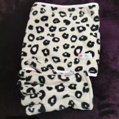 fleece gloves and snood