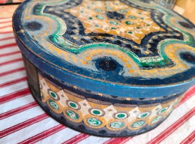 Old Biscuit tin