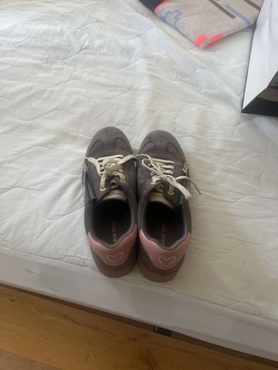 ladies shoes