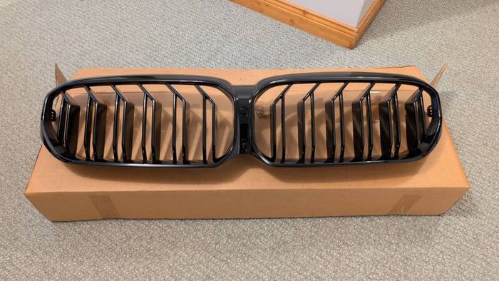 BMW G30 Black Kidney Grille
