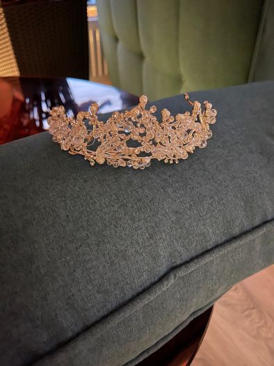 Head Piece For Confirmation or Debs