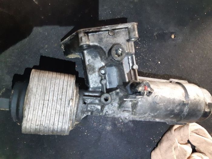 Audi A4 B6 1.9 Tdi Avf Oil Filter Housing & Cooler 038115466