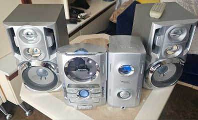 Pioneer stereo cd tuner deck xc 1521t