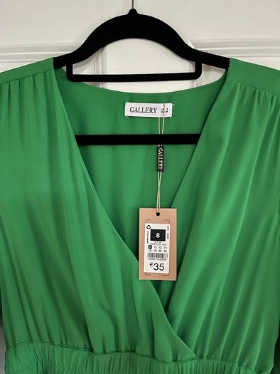 Brand new Galery dress in green