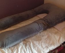 pregnancy pillow