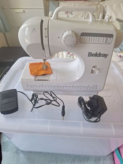 Beldray 12 Stitch Sewing Machine
