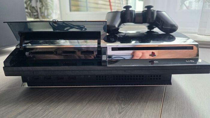 PS3 CECHC03 backward compatible