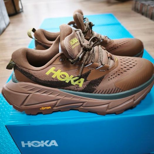 hoka shoes  beautiful colour and comfortable