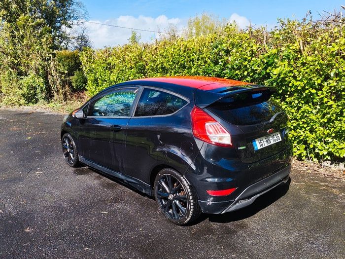 Ford Fiesta 1.0 Zetec S Black Edition 140HP