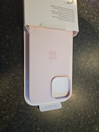 Iphone 13 pro max cover