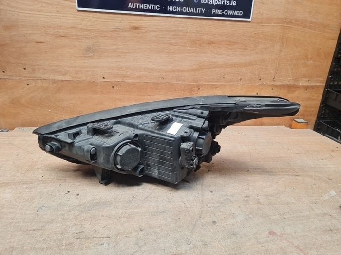 Hyundai santafe 2012-16 headlight