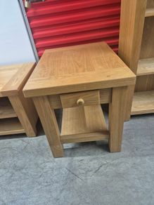 Coffee/lamp table