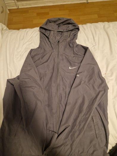 Nike Running Hooded Windbreaker Jacket