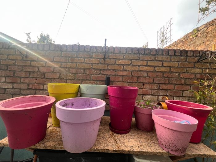 Garden pots