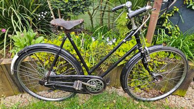 Raleigh Dawn ladies classic bicycle