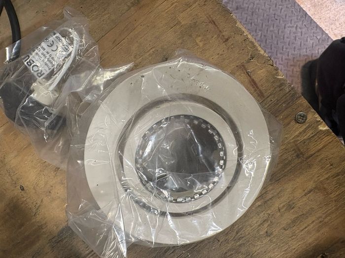 robus downlights