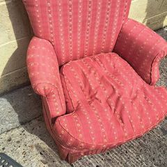Nursing chair small compact very comfy
